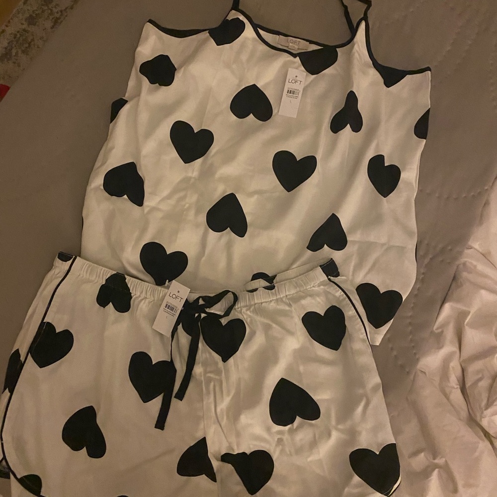 Loft Sleep adorable heart pajama set size LG